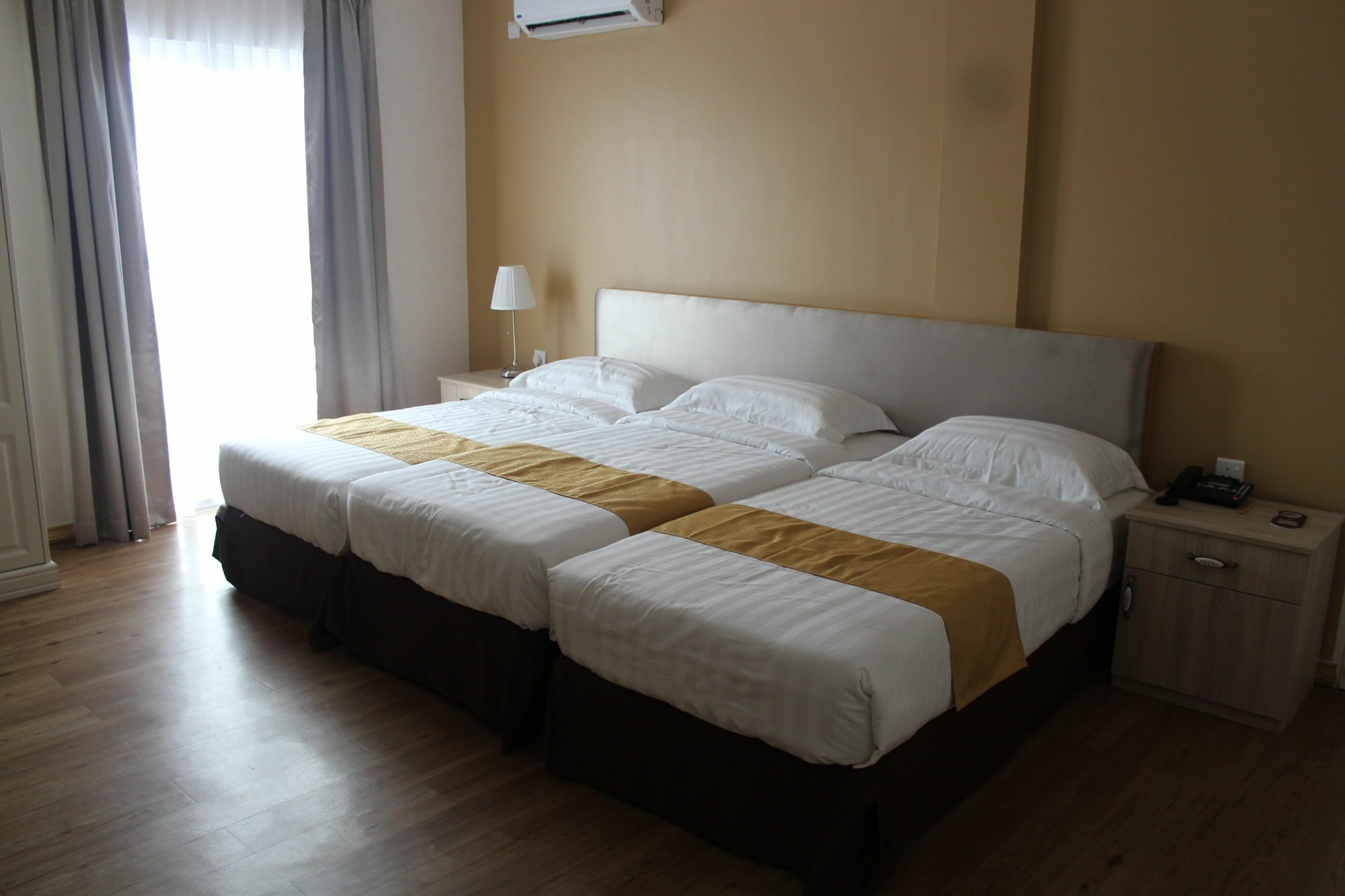 Venice Lodge Bandar Seri Begawan Bagian luar foto