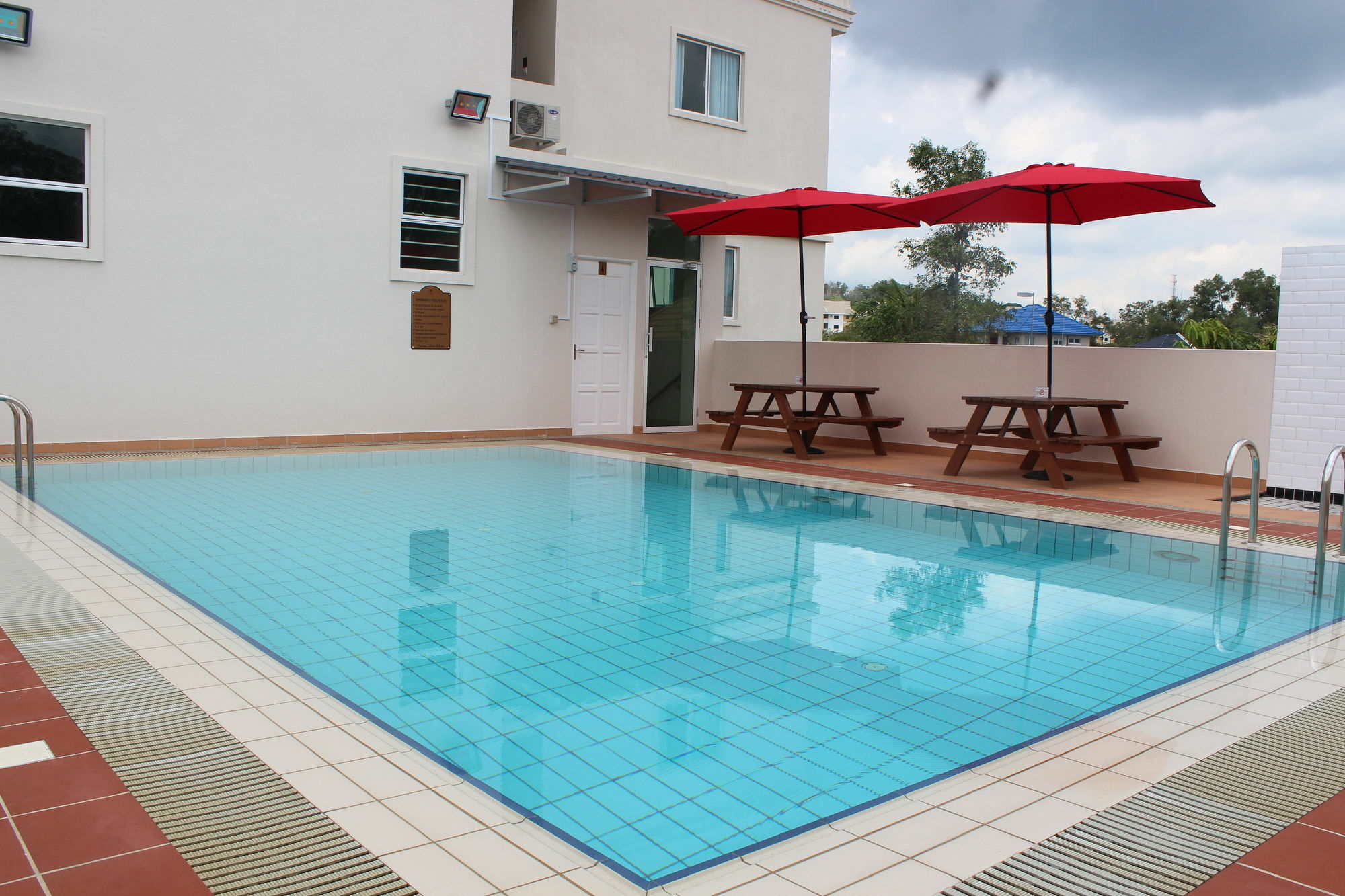 Venice Lodge Bandar Seri Begawan Bagian luar foto