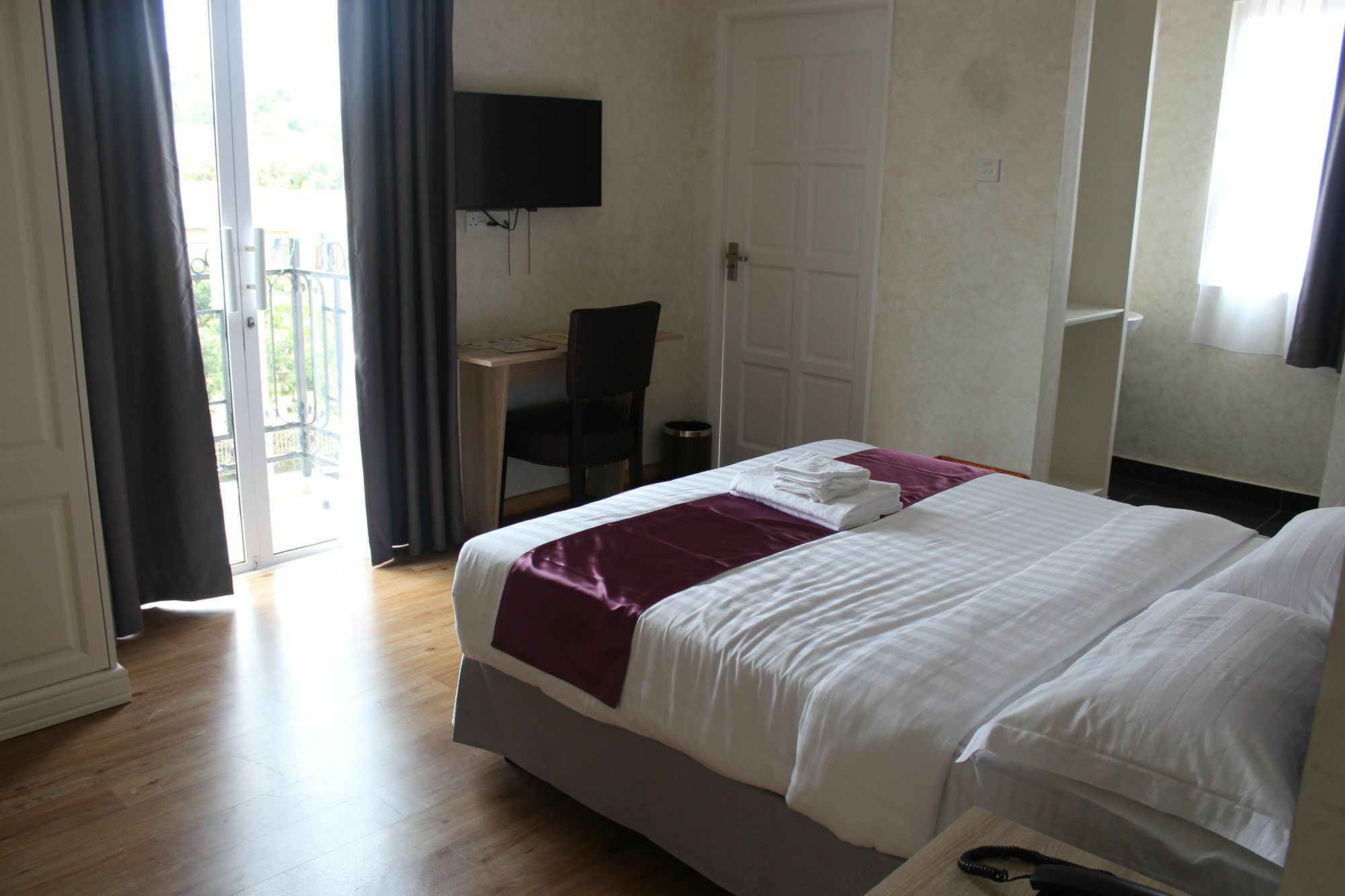 Venice Lodge Bandar Seri Begawan Bagian luar foto