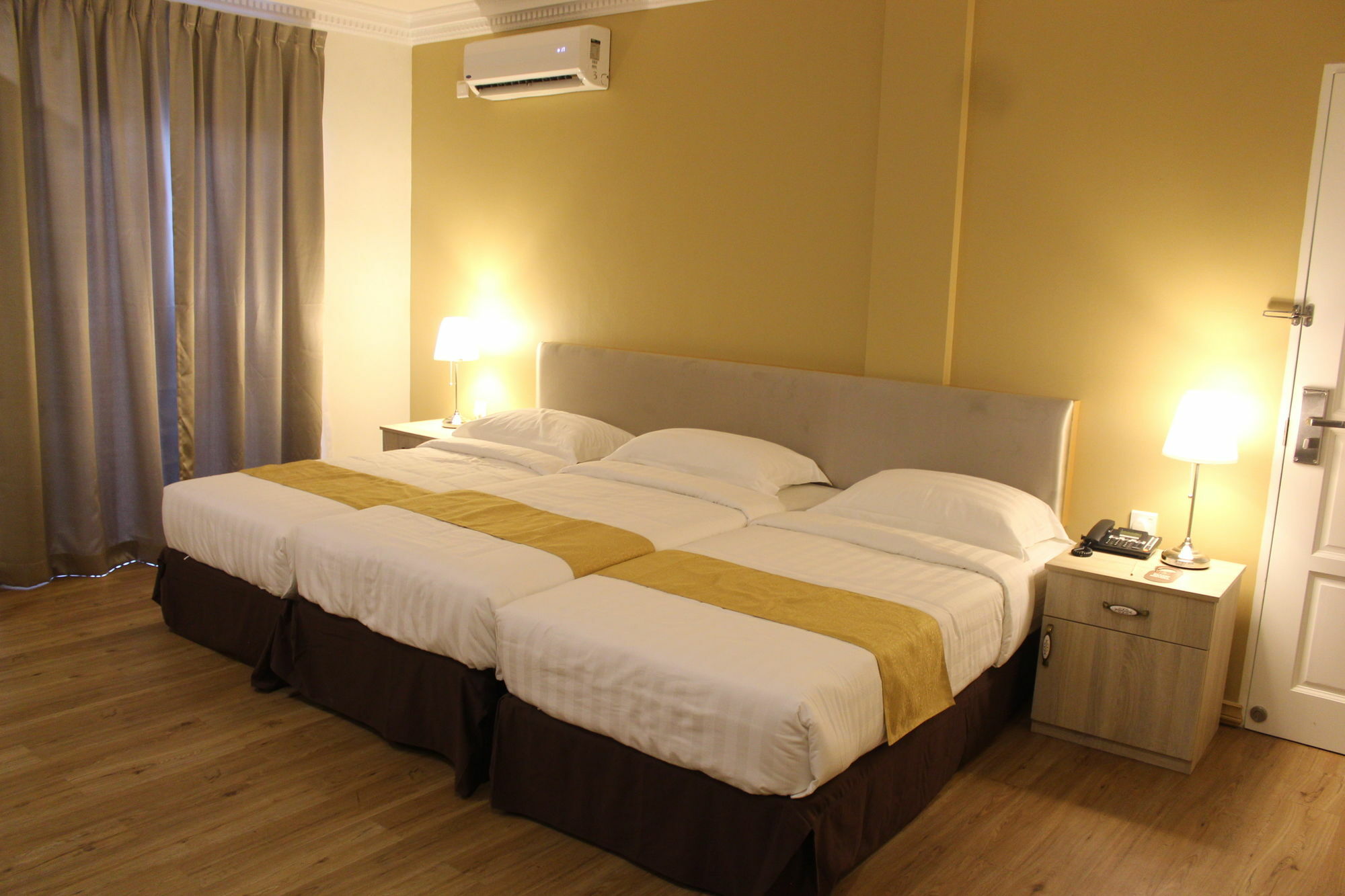 Venice Lodge Bandar Seri Begawan Bagian luar foto